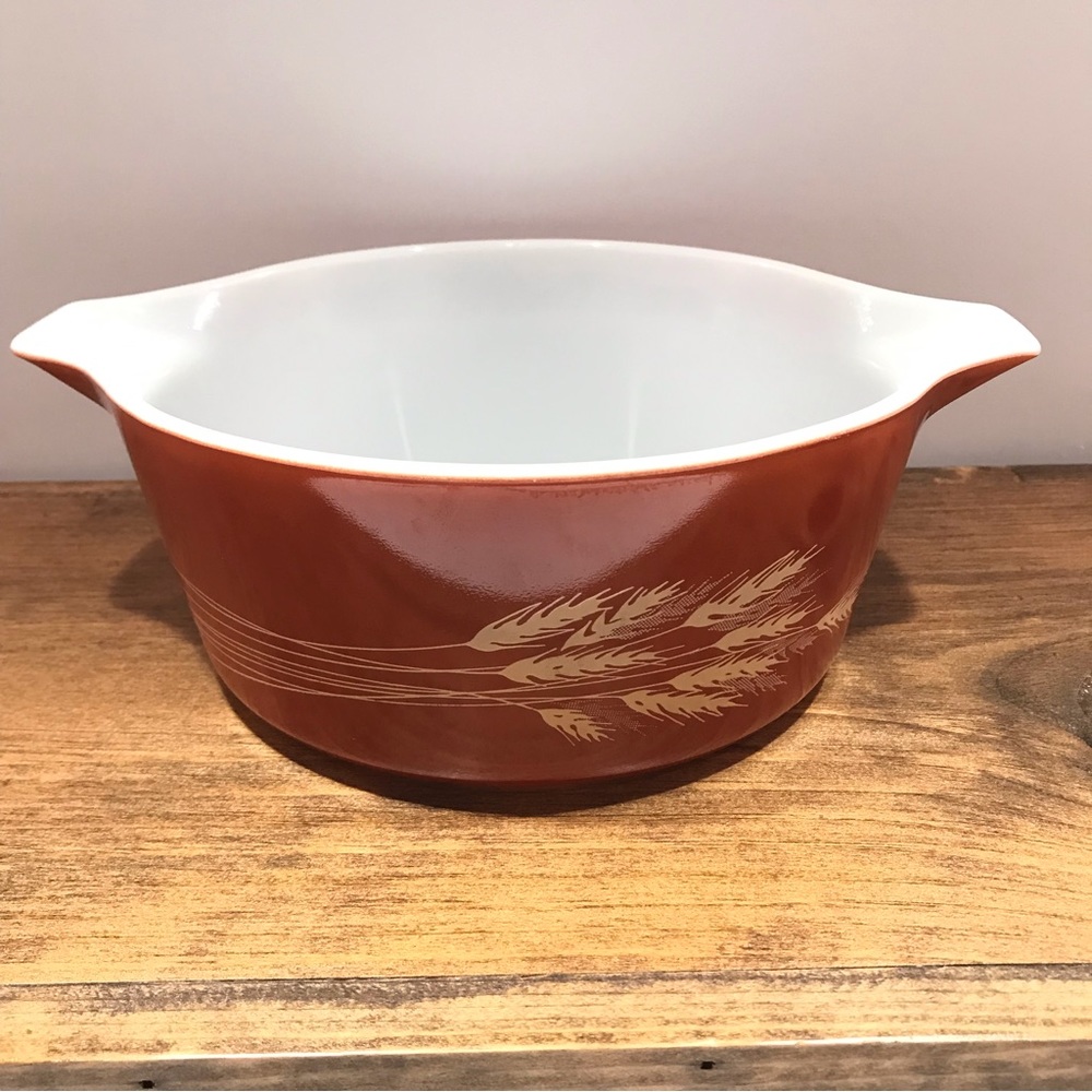 Pyrex Vintage 1980’s Autumn Harvest Wheat Serving Casserole Dish 2.5 Quart 475-B